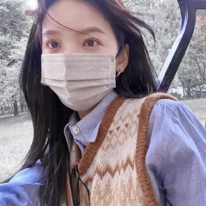 恋爱麻烦，但是甜 海报
